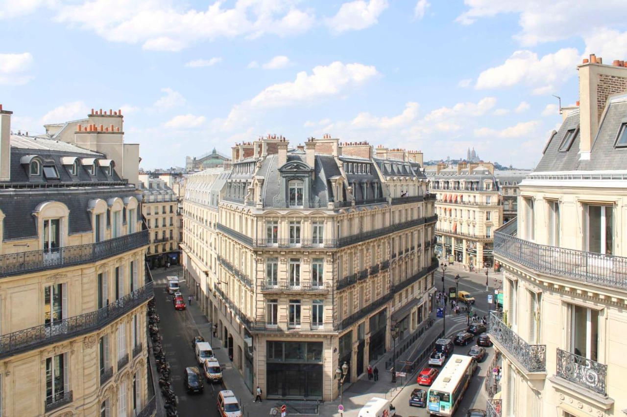 Apartment In The Center Of Parijs Buitenkant foto